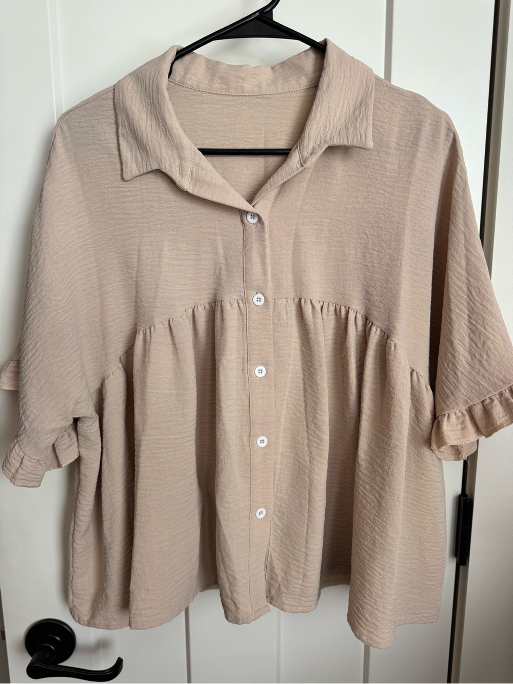 Women's Button-Front Babydoll Blouse - Beige